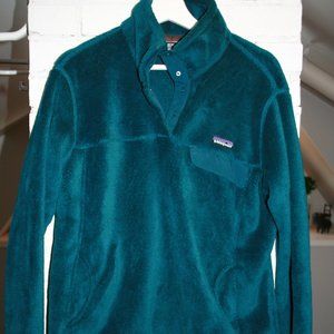Patagonia pullover jacket
